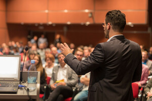 How This SaaS Startup Uses AI to Accelerate Highly Relevant Content Creation