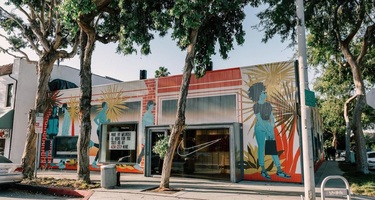 Using customer data to bridge the gap between online and offline