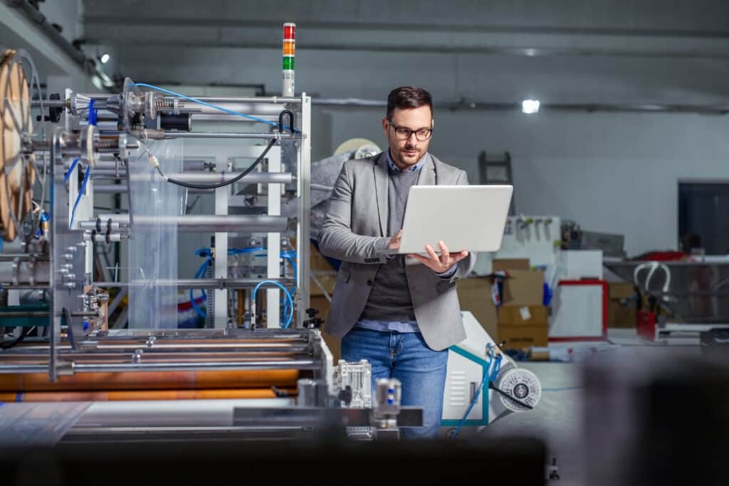 Better Together: IoT and CRM for the Manufacturing Industry