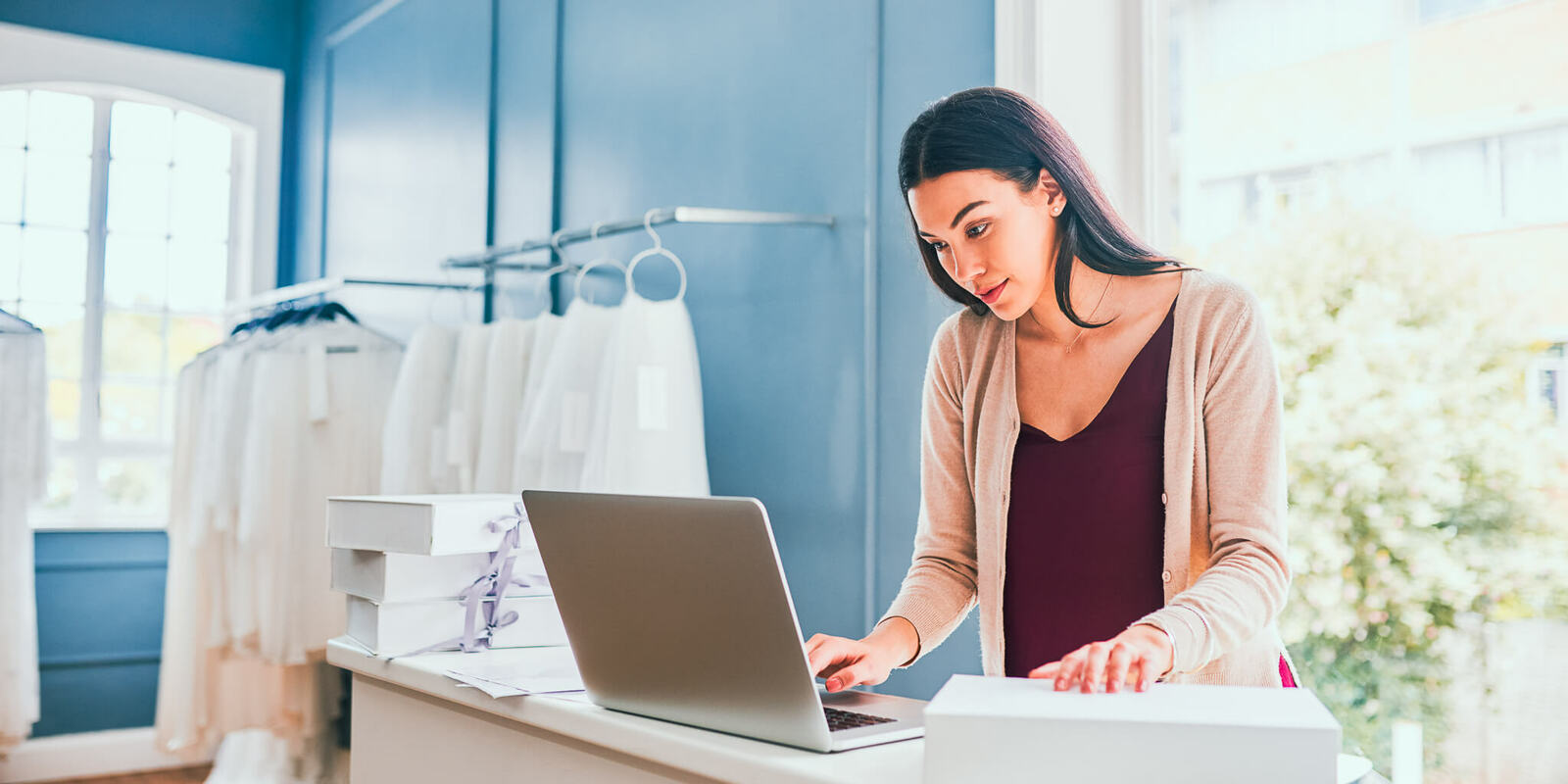 How to Handle Negative Reviews in the Bridal Industry