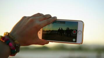 How to create a valuable video update for your customers