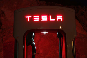 Tesla Price Cut Drives Strong Increase In Web Traffic