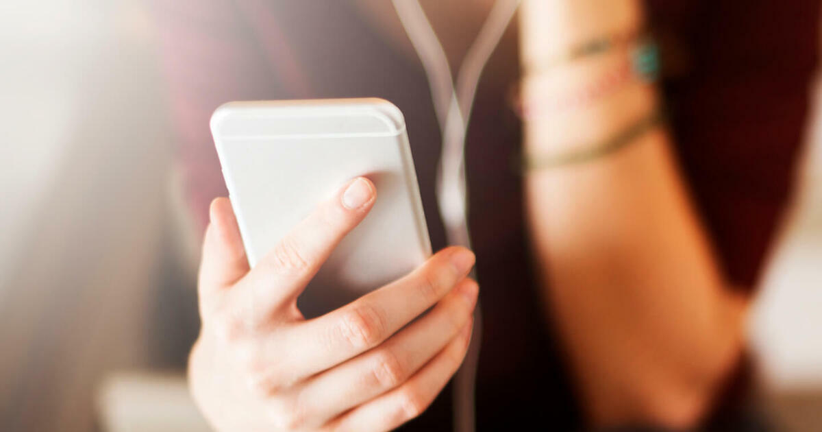 Phishing and the American Express Text Scam: What to Do If It Happens to Your Customers