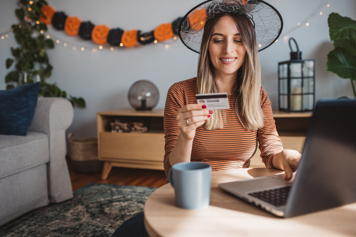 80+ Halloween Puns, Slogans, & Taglines That Are Perfect for SMBs