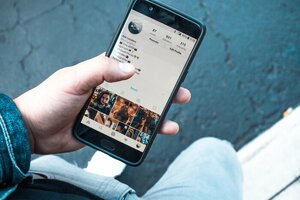 How to Get Verified on Instagram and Get the Blue Checkmark