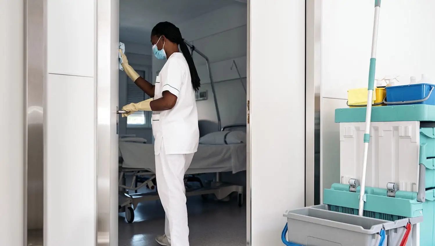 With Disinfectants in Tight Supply, De Nora Water Technologies Uses Analytics To Deliver To Those in Need