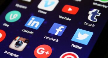 Social media mistakes that all dentists should avoid