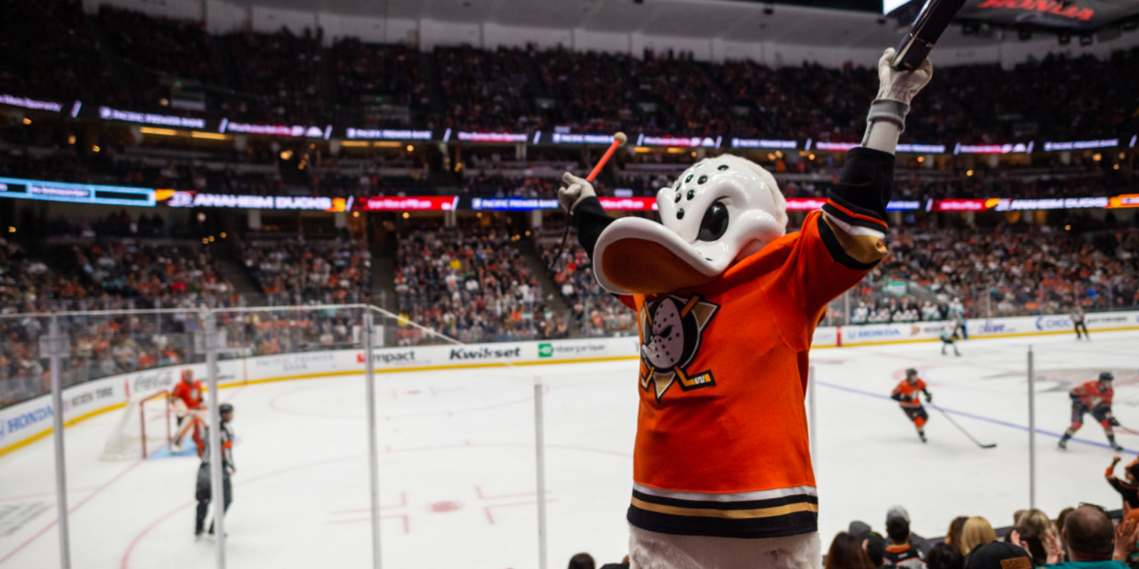 How the Anaheim Ducks Turned SMS into a Winning Play with Attentive