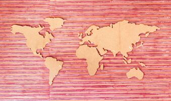 What is Distributed Inventory? 3 Benefits of Using Multiple Fulfillment Centers (& How to Do It)