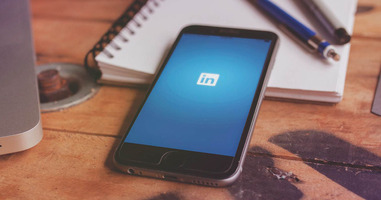 How To Use LinkedIn To Get More Traffic To Your Blog