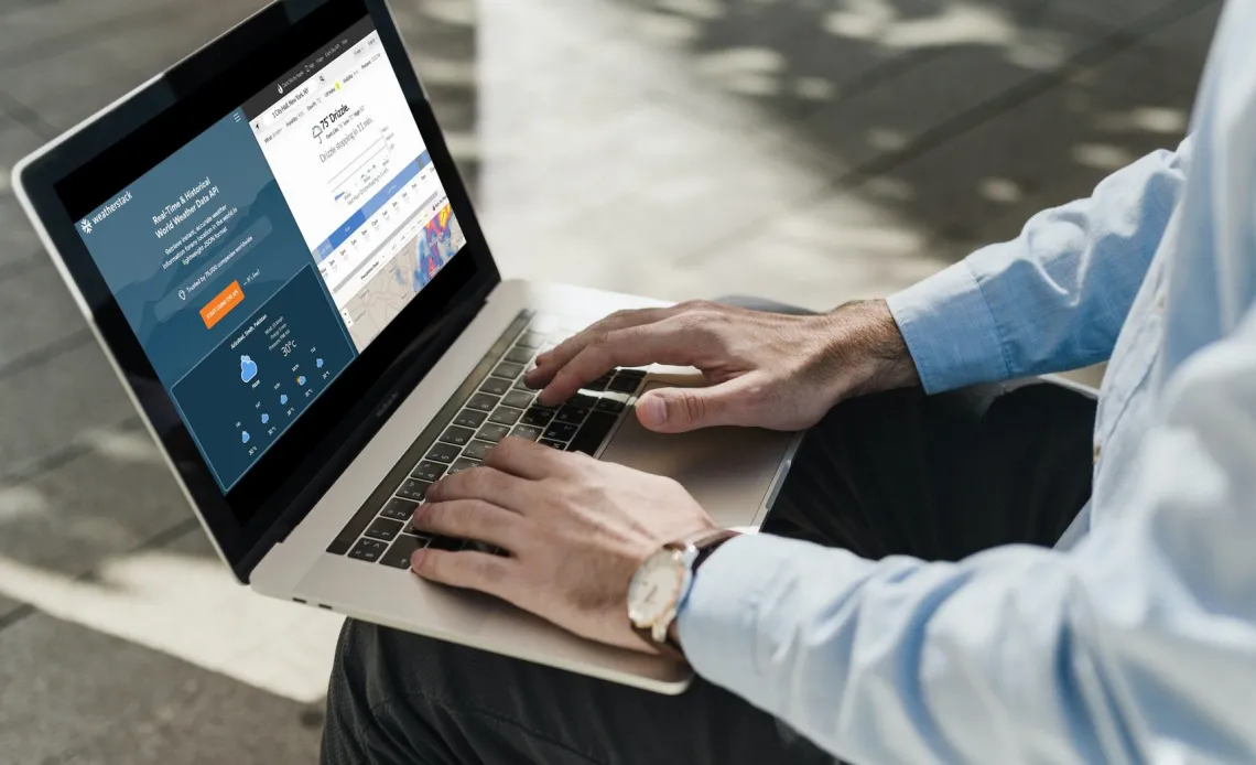 Weather Update APIs weatherstack vs. Dark Sky Which is best?