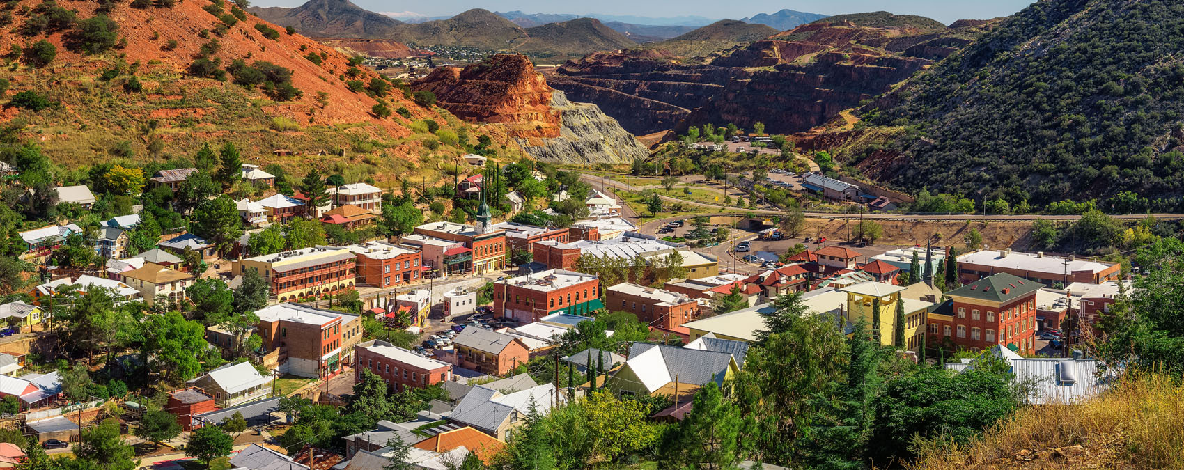 [Podcast] An Arizona Publisher Uses CRM Software to Connect with His Clients