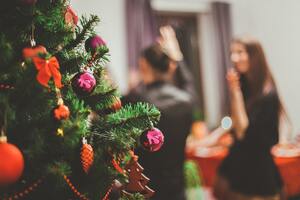 How to Plan a Christmas Party: The Eventbrite Checklist