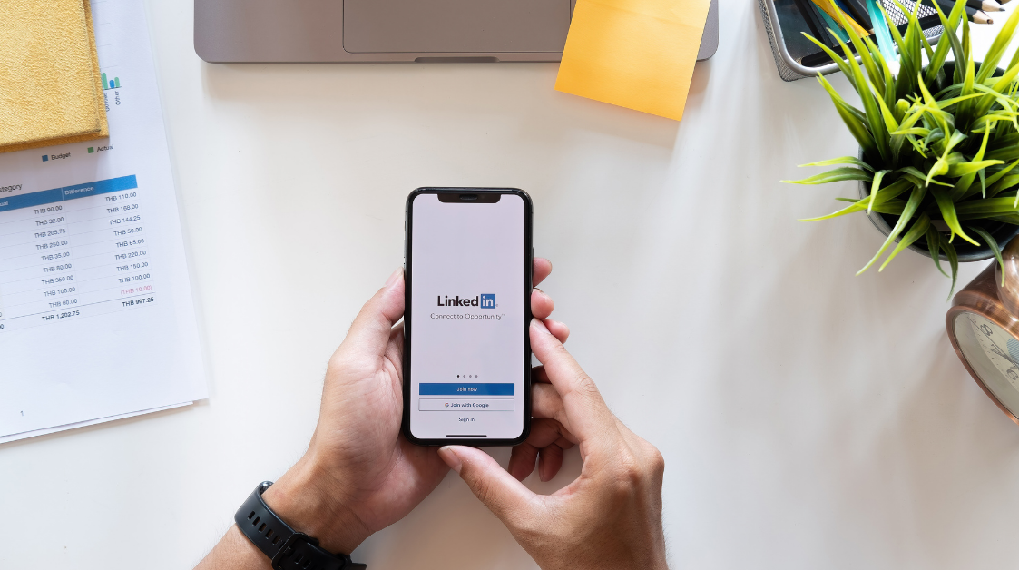 LinkedIn Prospecting: Your New Go-To Tool for 2022