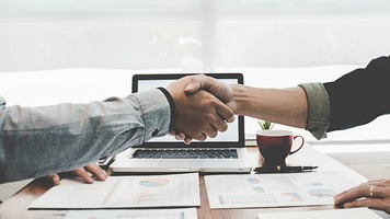 How to Introduce Yourself in an Email the Right Way