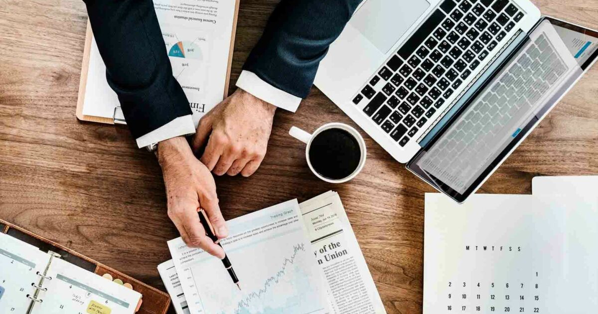 Outbound sales 101: everything you need to know to get started