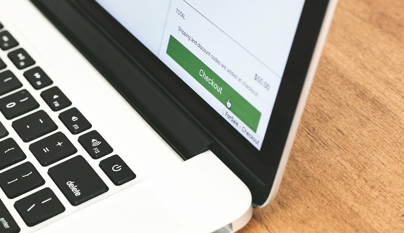 Checkout Page Optimization: Lower Abandonment Rate, Create Better User Experience, and Get More Sales