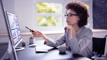 The Silent Conversation: Unlocking the Power of Interactive Demo Analytics in B2B Sales