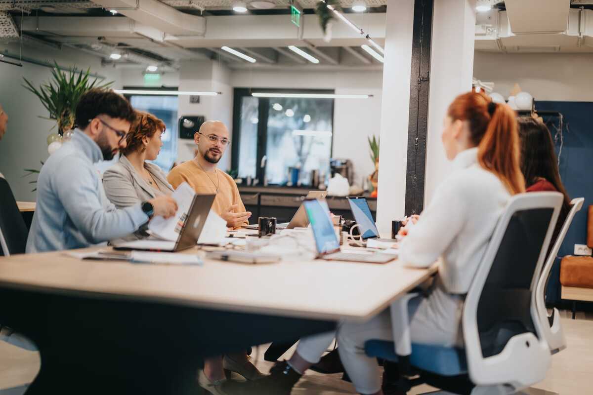 Choose The Best Email List Software of 2024