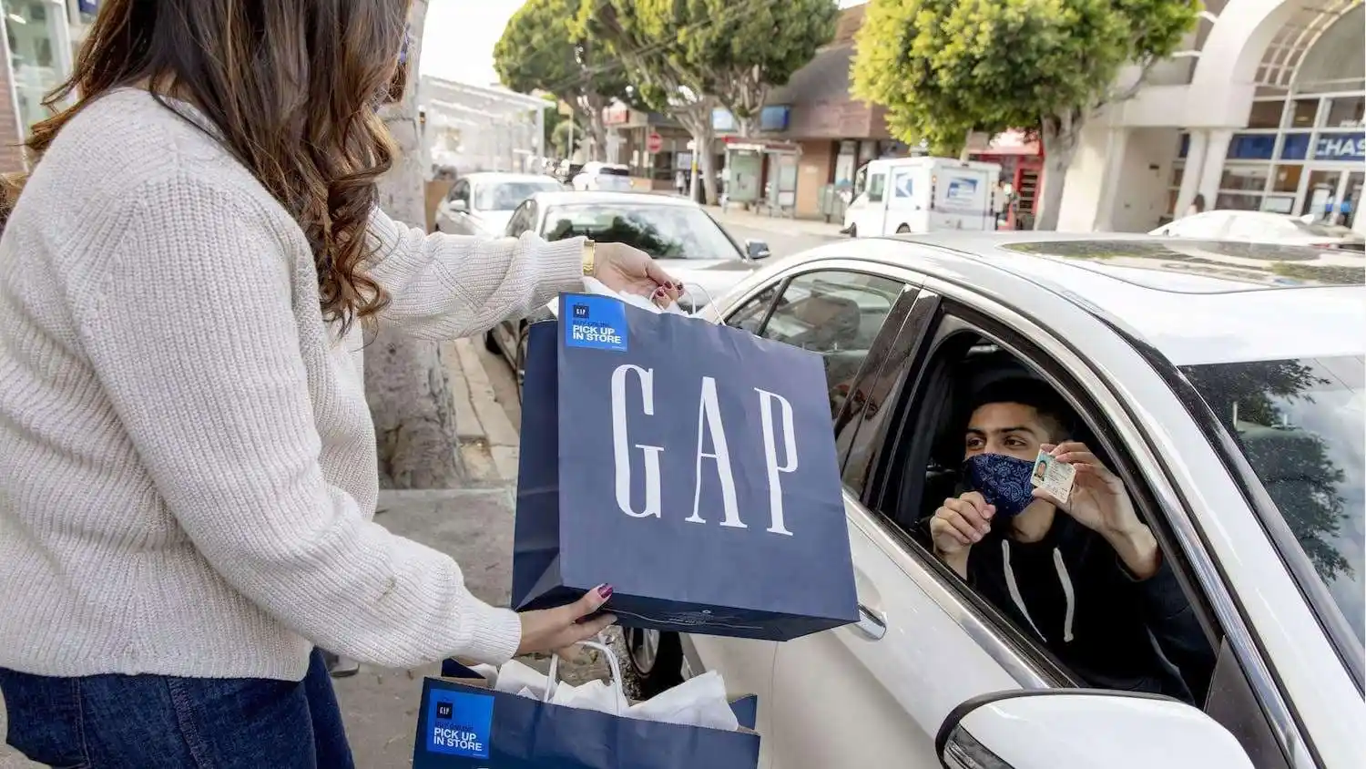 How Retail Personalization Helped Gap Inc. Increase Online Sales 60%