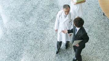 How Qventus Built Rapid Sales Onboarding for a Remote Workforce