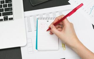 How to Calculate Cost Per Order for Your Ecommerce Store