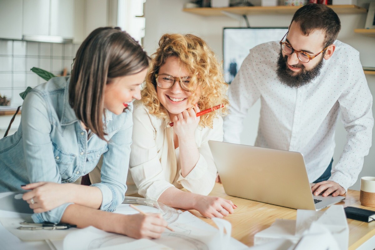 4 Tips to Owning Your Email Strategy with Examples To Get Started 