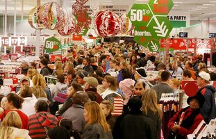 Target Leads Omnichannel Holidays in Online Growth, Digital Media Brands Open Pop‑Ups, and The Wall Street Journal Personalizes Its Mobile App