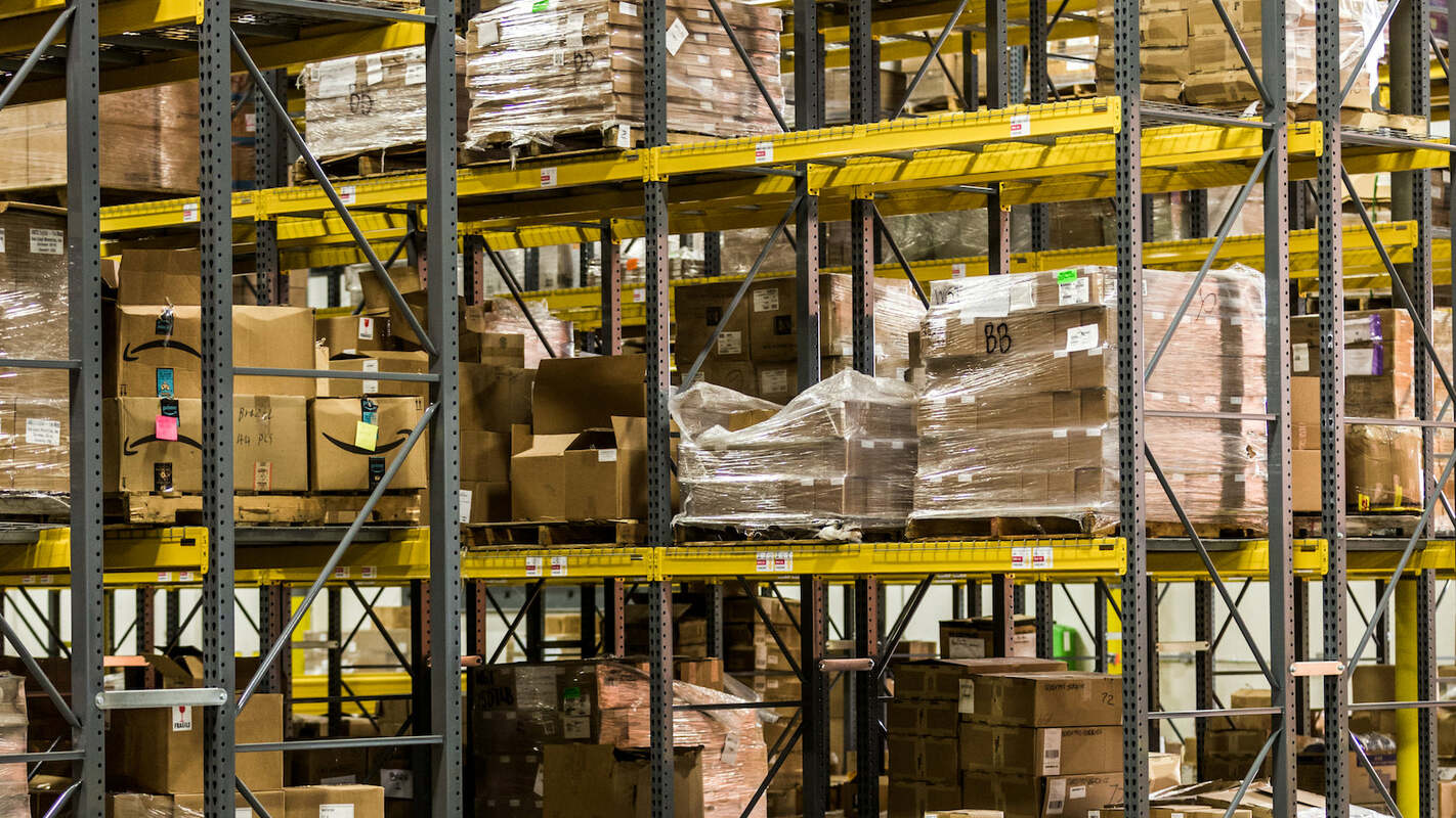 Why & How Ecommerce Retailers Are Moving Towards Distributed Warehousing
