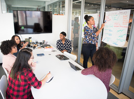 Improving the customer experience: why UX writers and customer service should team up