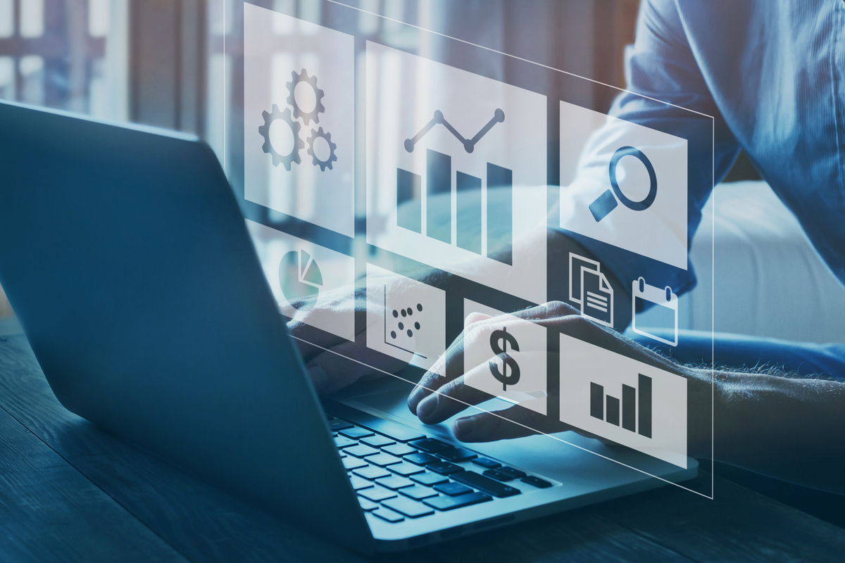 What is a Sales Rep Scorecard and How is it Different from Business Intelligence? The users and use cases for each