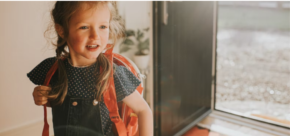 Back to school email marketing campaigns: 15 tips (2023)