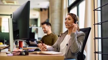 Crafting engaging screening calls for tech professionals