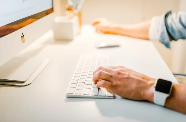 Comparative Analysis: Manual vs Automated Lead Generation